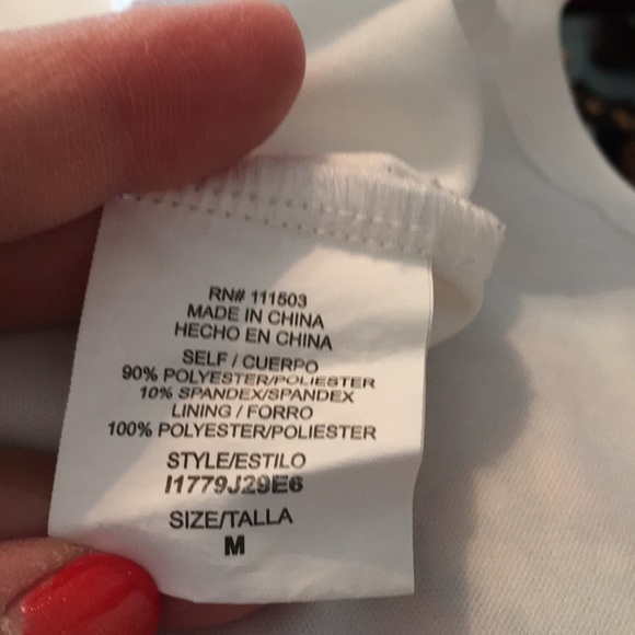 Dress - Picture 3 of 4